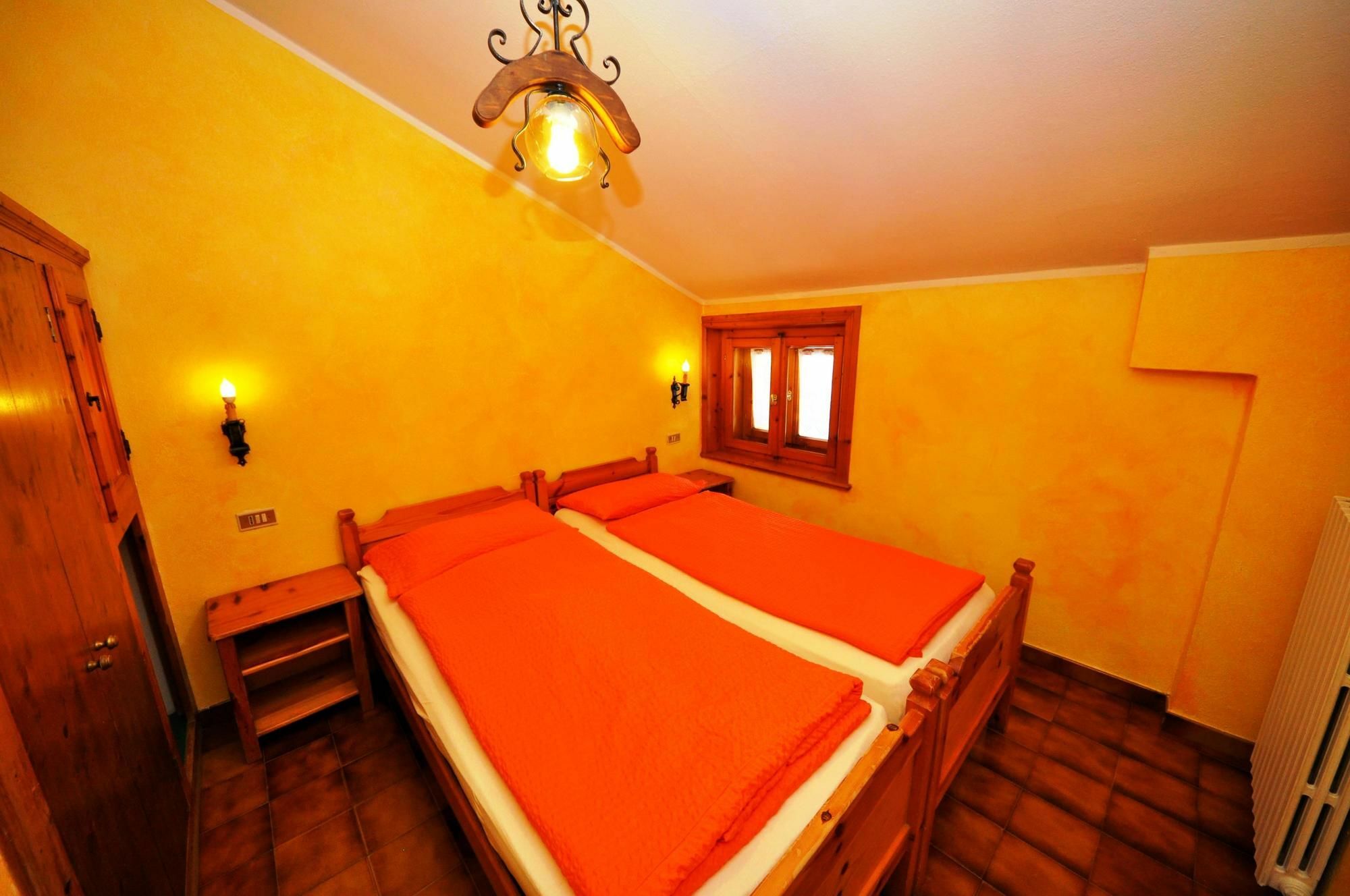 Residence Casa Longa By Livigno Accomodation Екстер'єр фото