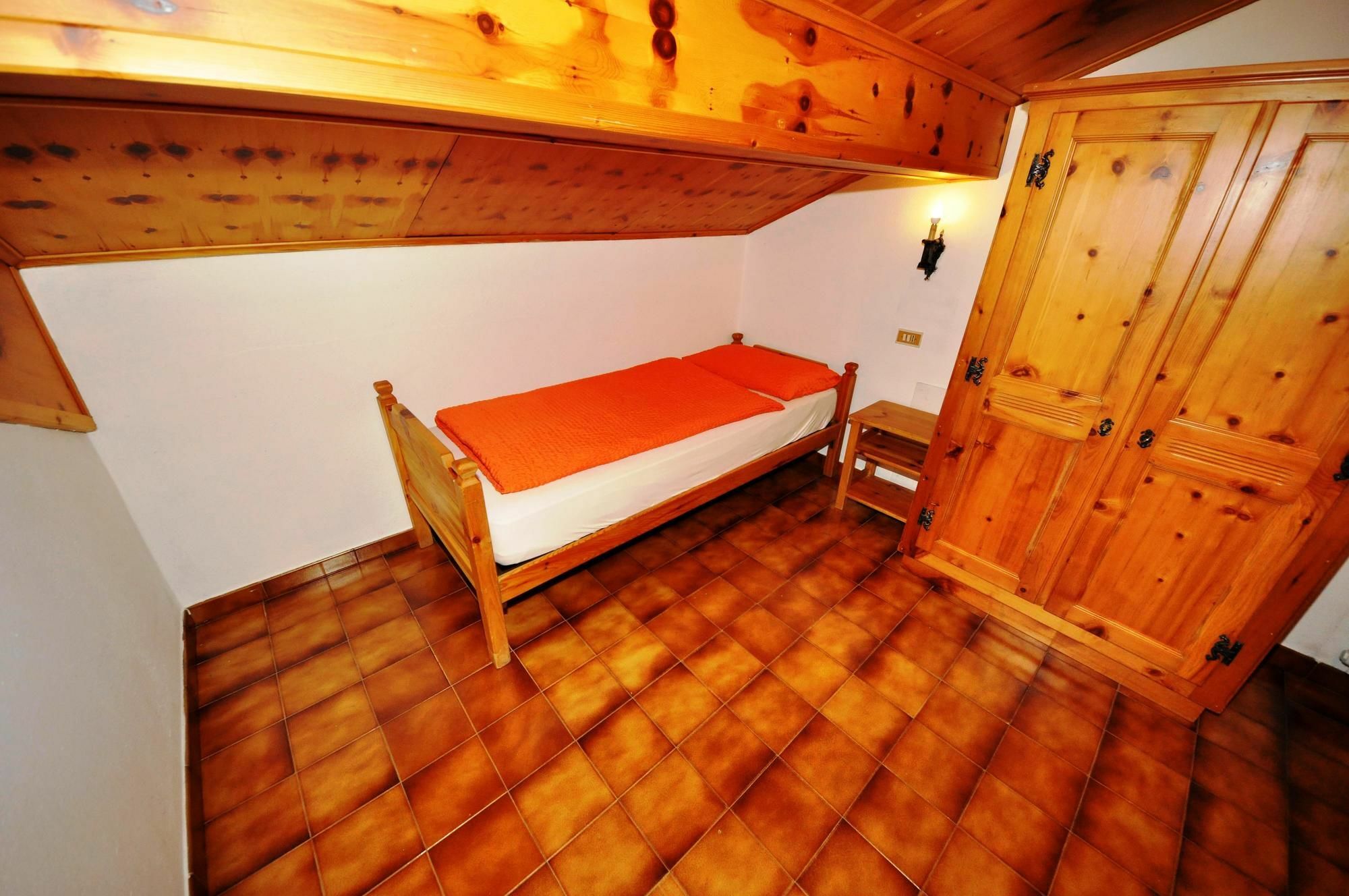 Residence Casa Longa By Livigno Accomodation Екстер'єр фото