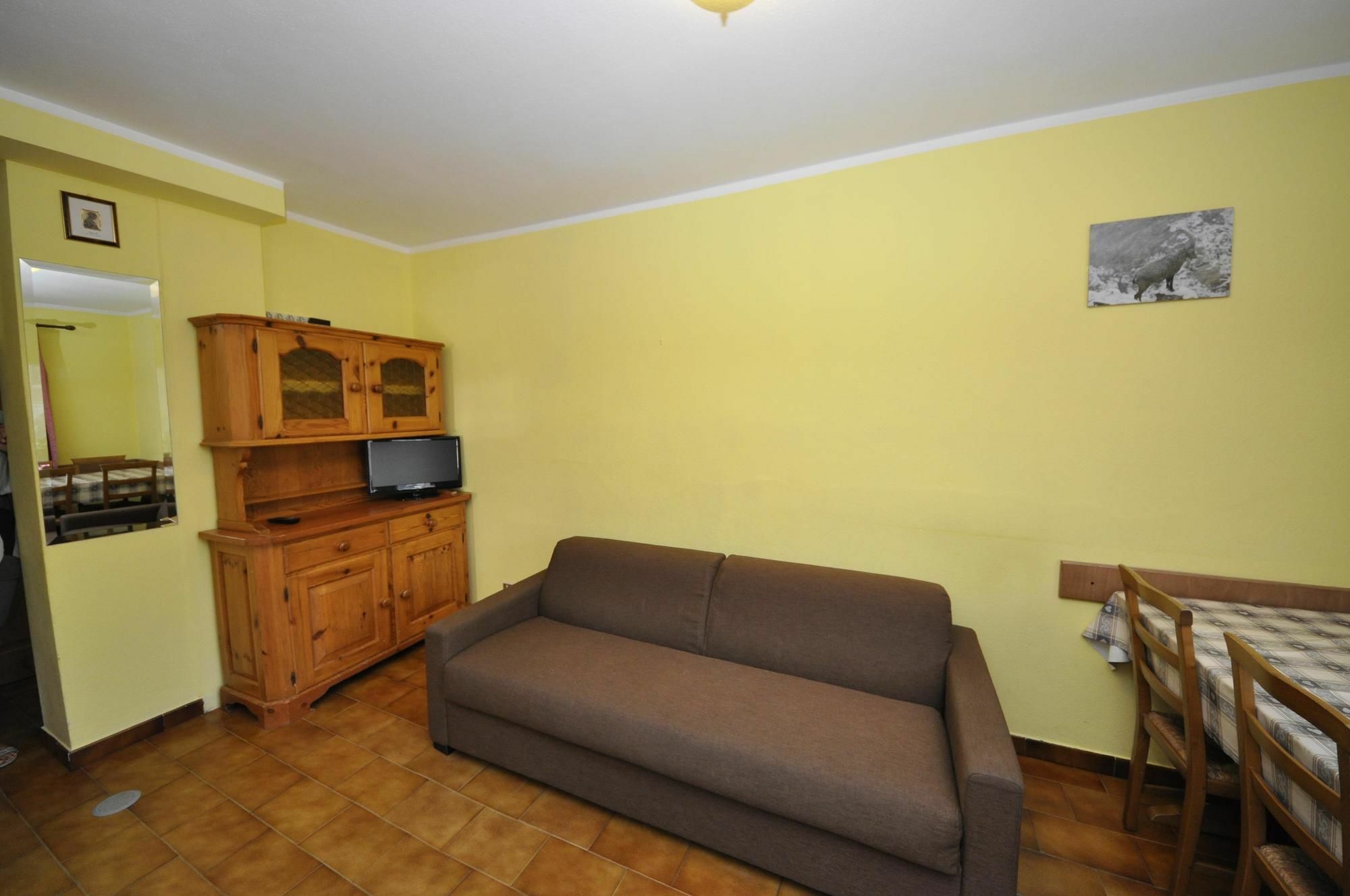 Residence Casa Longa By Livigno Accomodation Екстер'єр фото